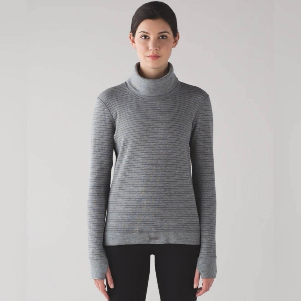 Lululemon Double Up Long Sleeve (Reversible) | Gray | Size 6 - Picture 2 of 13
